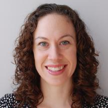 Denise Lillvis Headshot