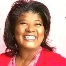 Jacqueline Alikhaani Headshot